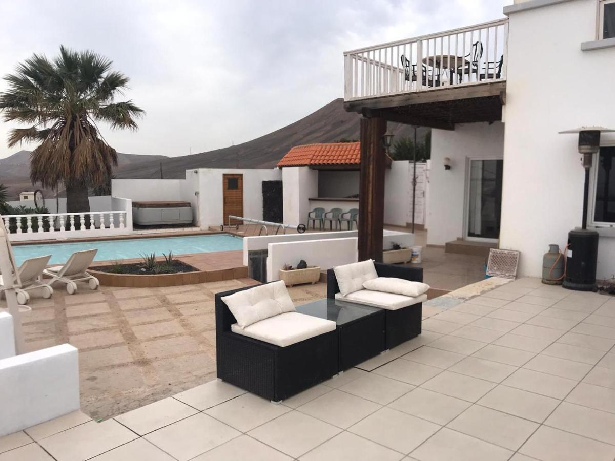 Vila Casa Nira Mácher Exteriér fotografie